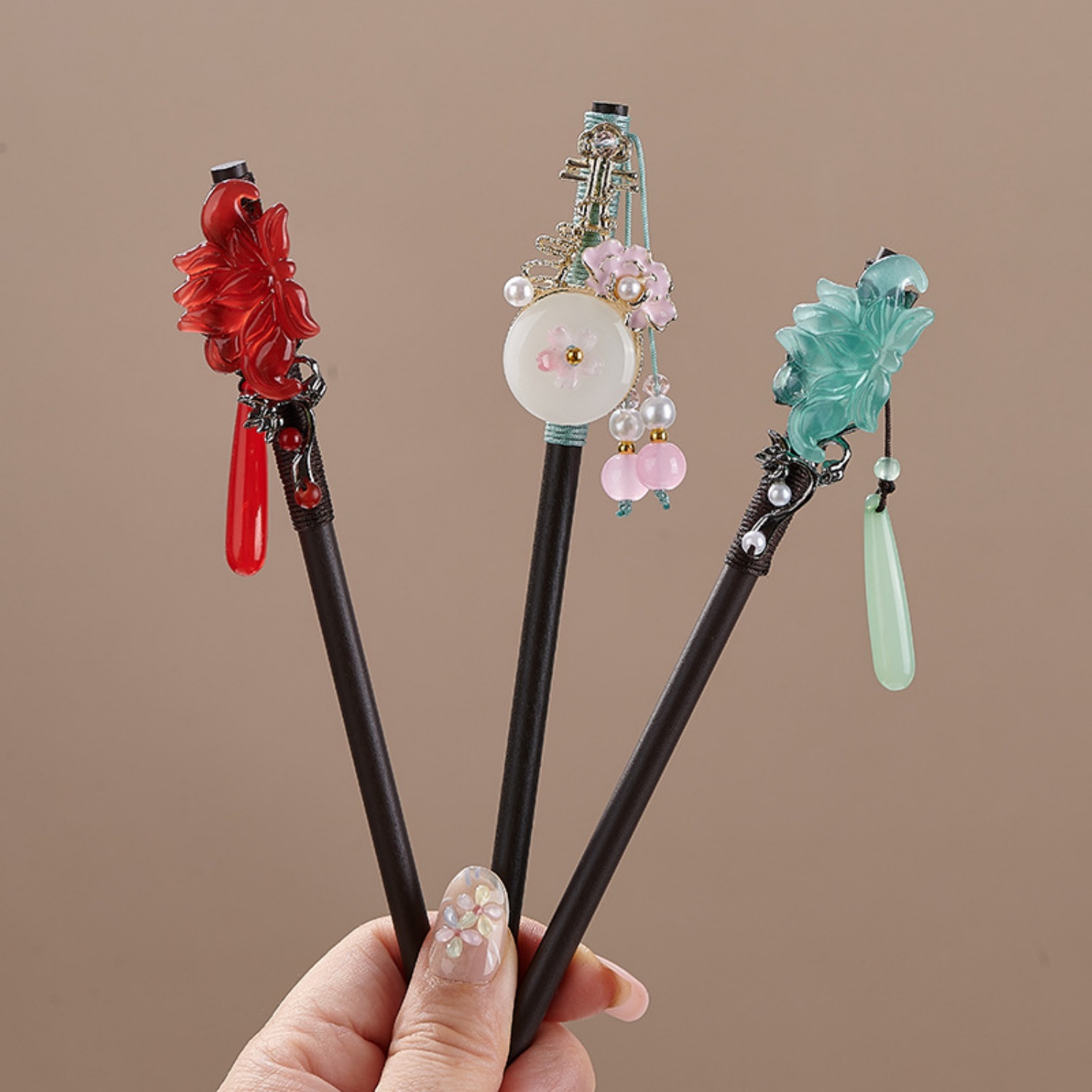 ヴィンテージフラワーヘアピン女性のためのエレガントな木製花ヘ - Pearl Hair Pin のレビューと価格