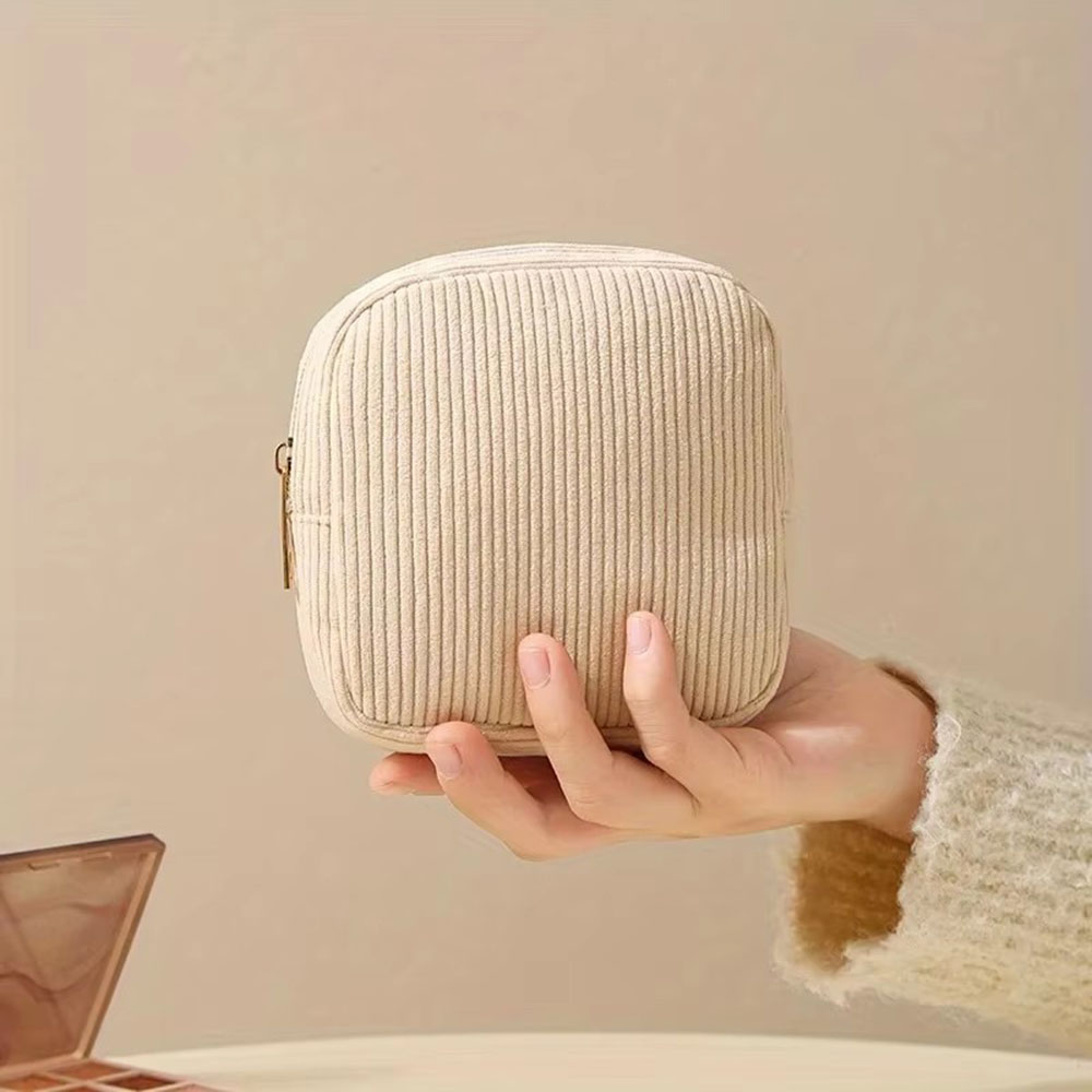 大容量サニタリーパッドバッグ 化粧品・口紅収納バッグ 下着・ - Women Accessories Organizer のレビューと価格