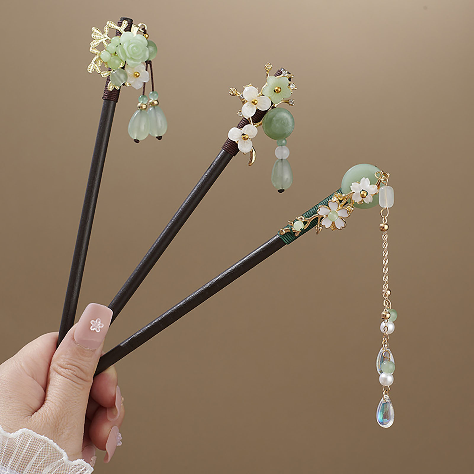 中国風の花のタッセルヘアピンヴィンテージ木製花柄パールヘアス - Pearl Hair Pin のレビューと価格