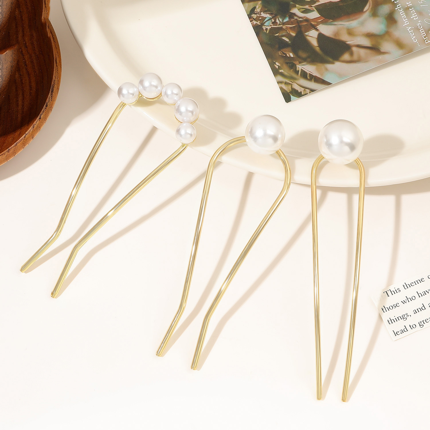 新しいメタルヴィンテージU字型ヘアピンパールヘアスティックロ - Pearl Hair Pin のレビューと価格