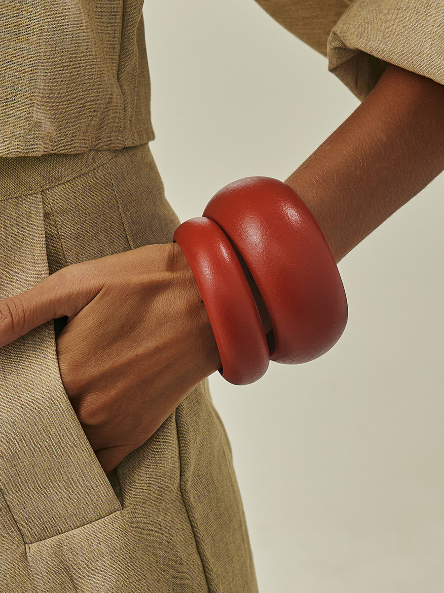 赤い木製ワイドブレスレットセット 女性用 春夏 トレンドジュ - Women'S Affordable Accessories のレビューと価格